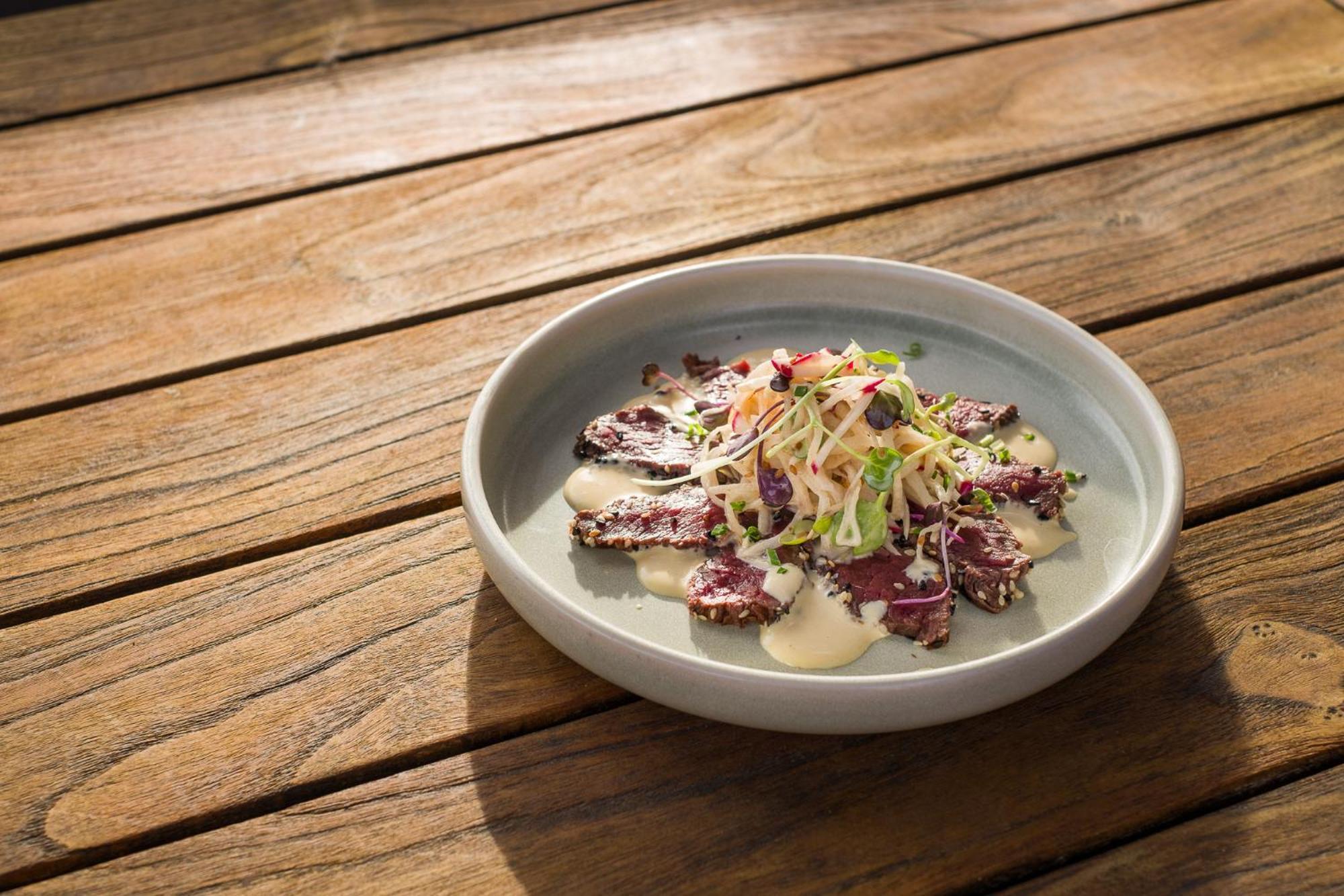 Carnmore Chateau Marlborough بلينهايم المظهر الخارجي الصورة A dish of dried abalone