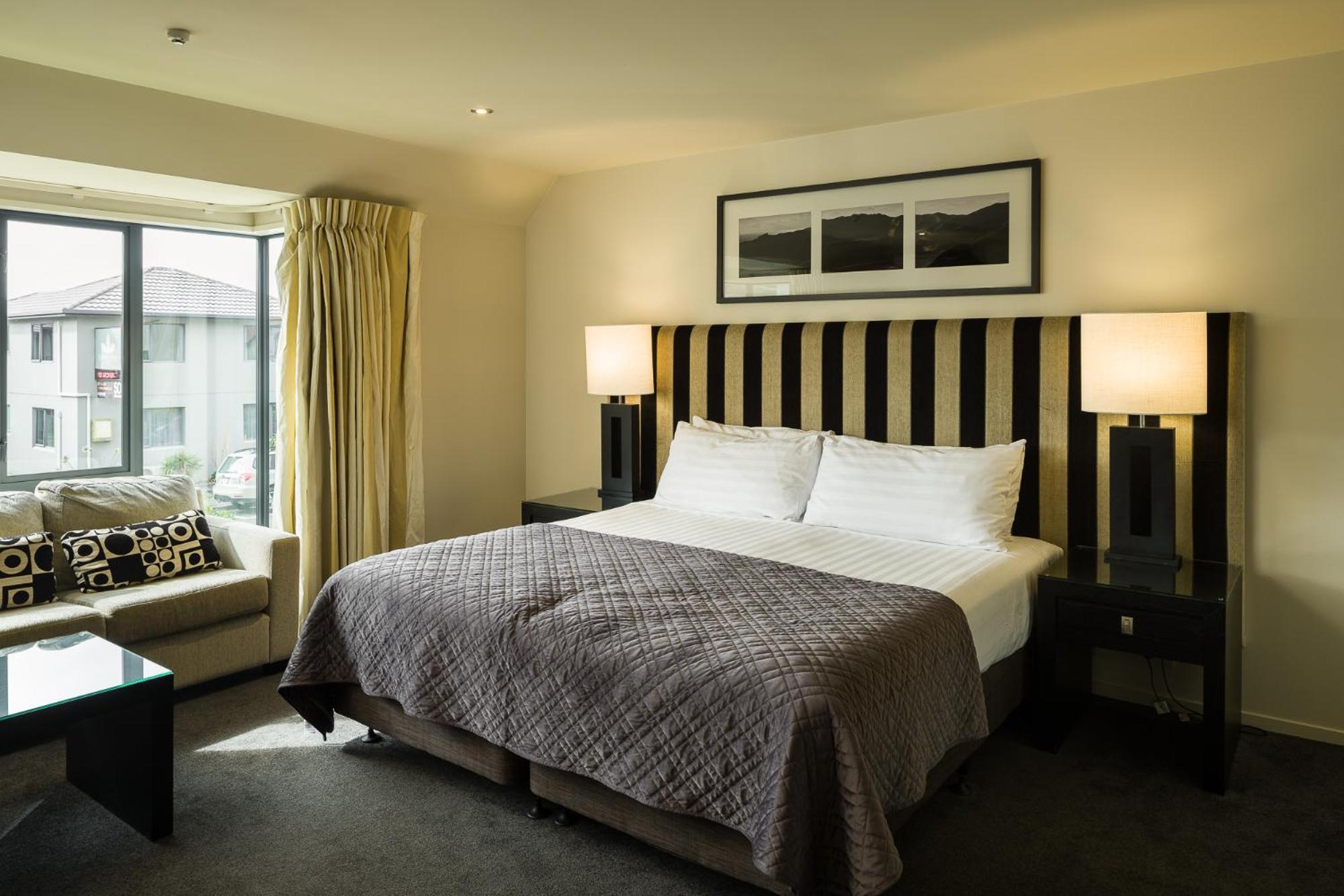Carnmore Chateau Marlborough بلينهايم المظهر الخارجي الصورة A bedroom at the hotel